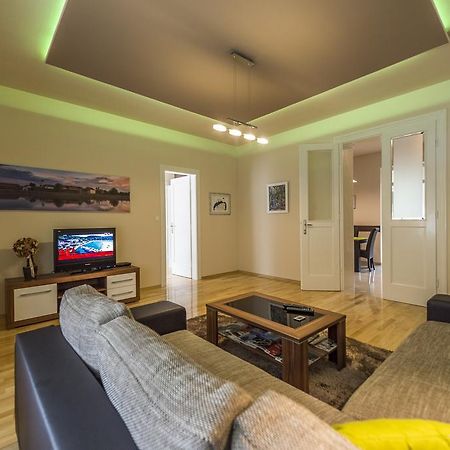 Apartman Cesaric أوسييك المظهر الخارجي الصورة
