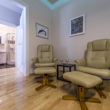 Apartman Cesaric أوسييك المظهر الخارجي الصورة