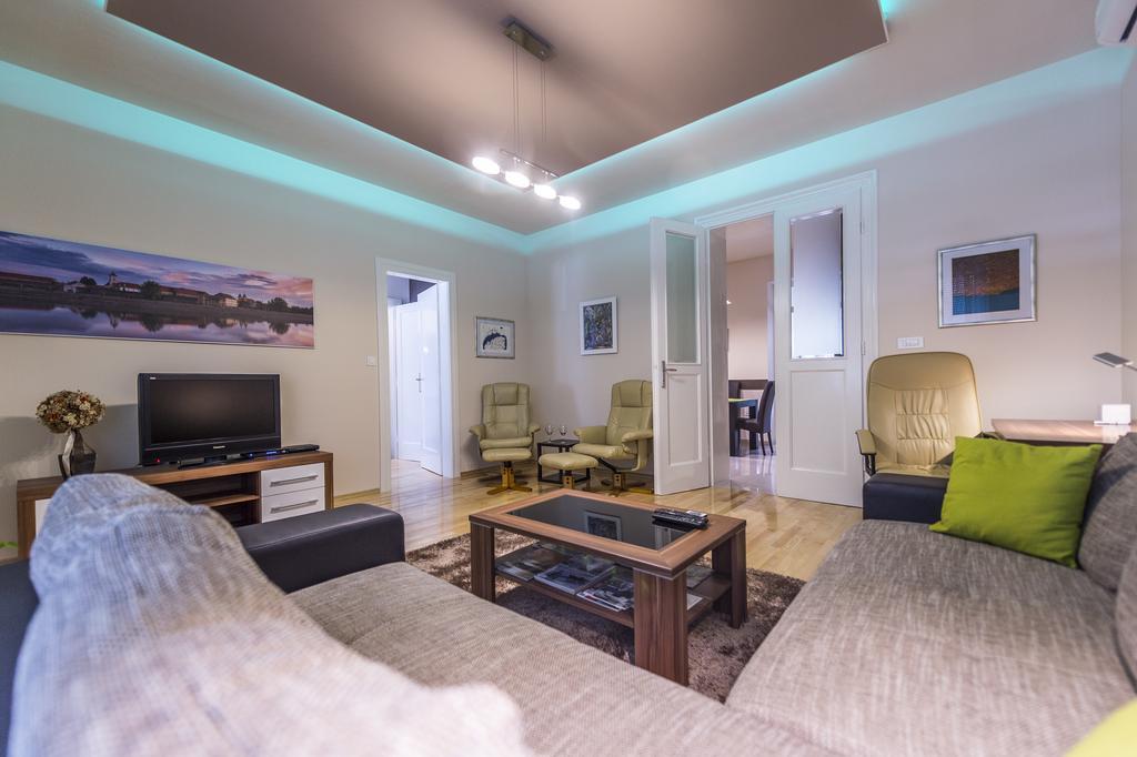Apartman Cesaric أوسييك المظهر الخارجي الصورة